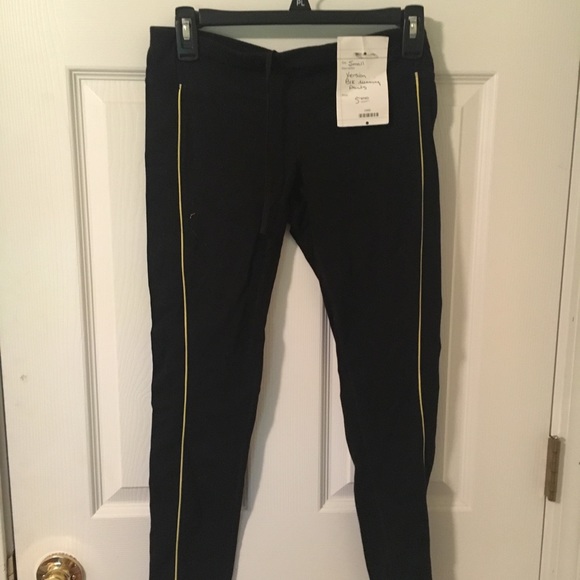 Xersion Pants - Small black fitted running pants